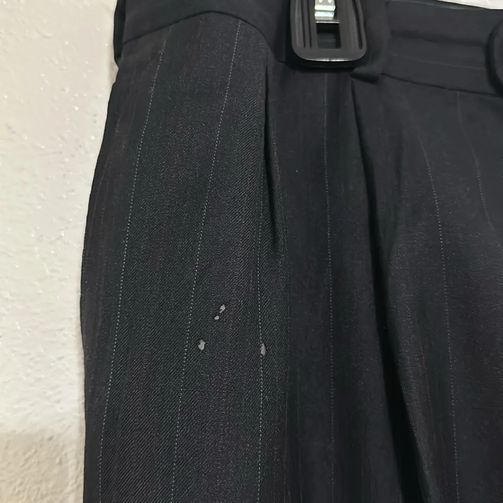 Dario Di Napoli 100% Wool and Cashmere 2 Pieces Suit, Striped Black Color. - Picture 10 of 16